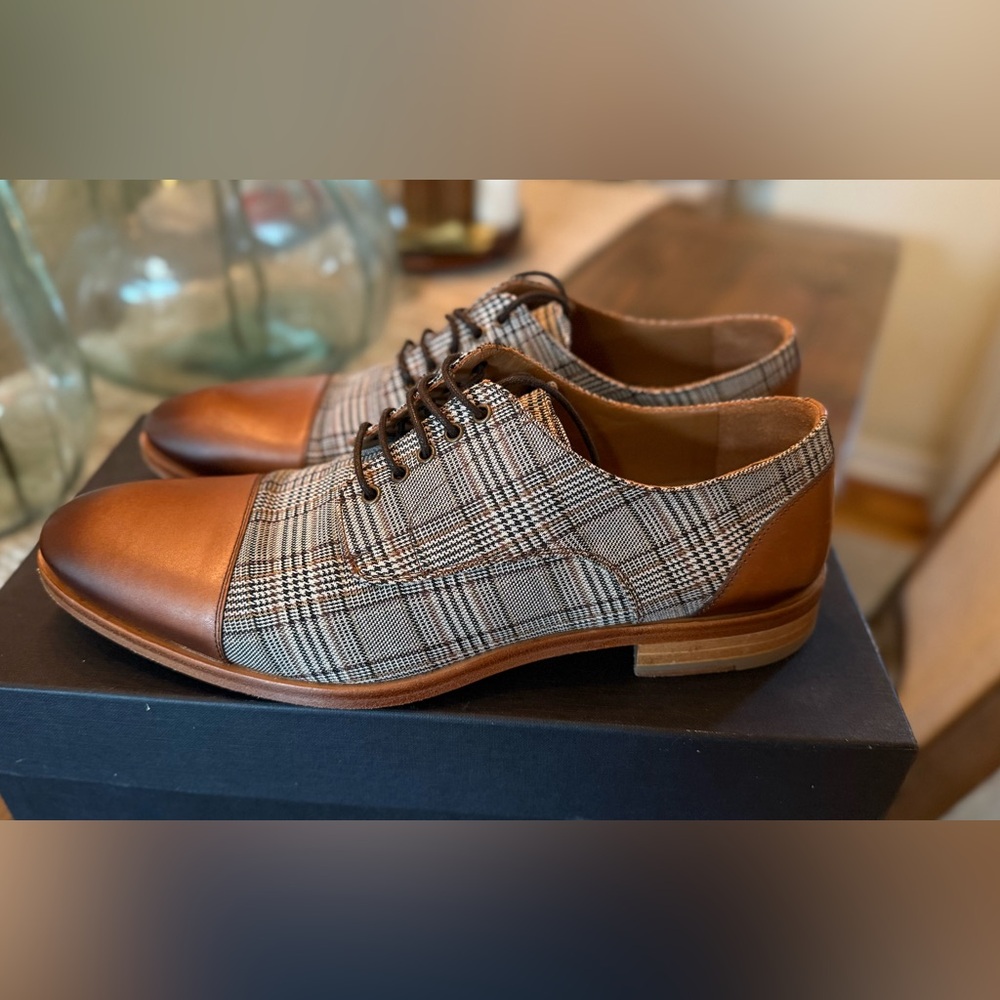 Taft Troy Brown and Gray Plaid Oxfords